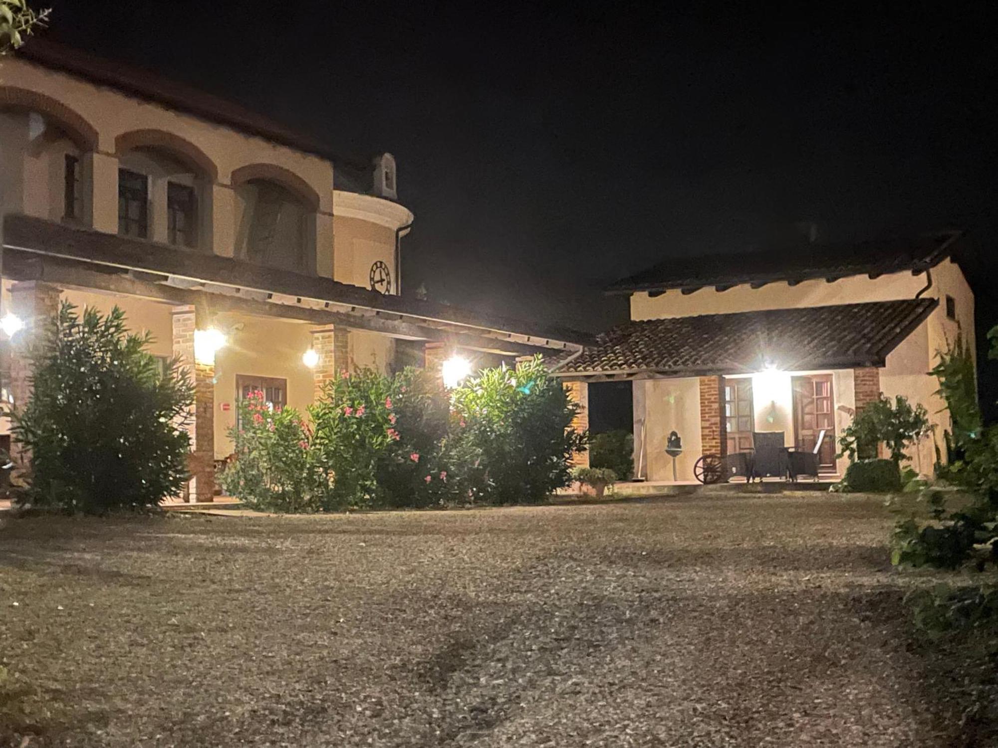 Azienda Agricola Tenuta Del Barone Calliano  ภายนอก รูปภาพ