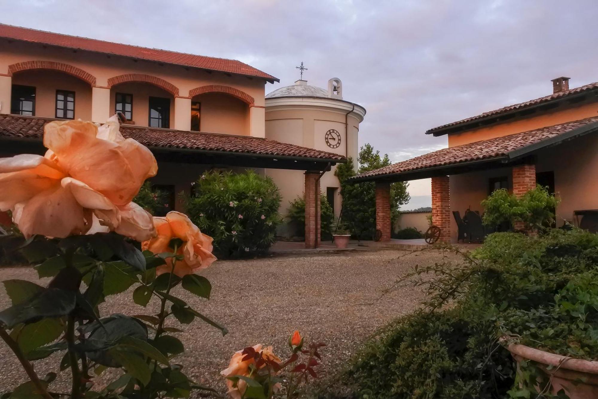 Azienda Agricola Tenuta Del Barone Calliano  ภายนอก รูปภาพ